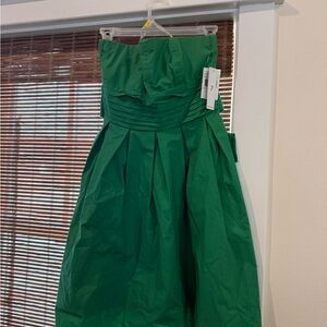 Kelly green size 7 Teeze me strapless mini.